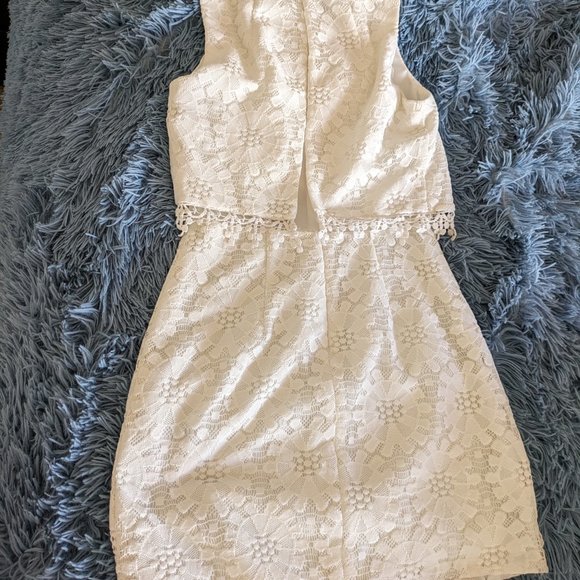 Adorable white lace top shop dress - Picture 9 of 11